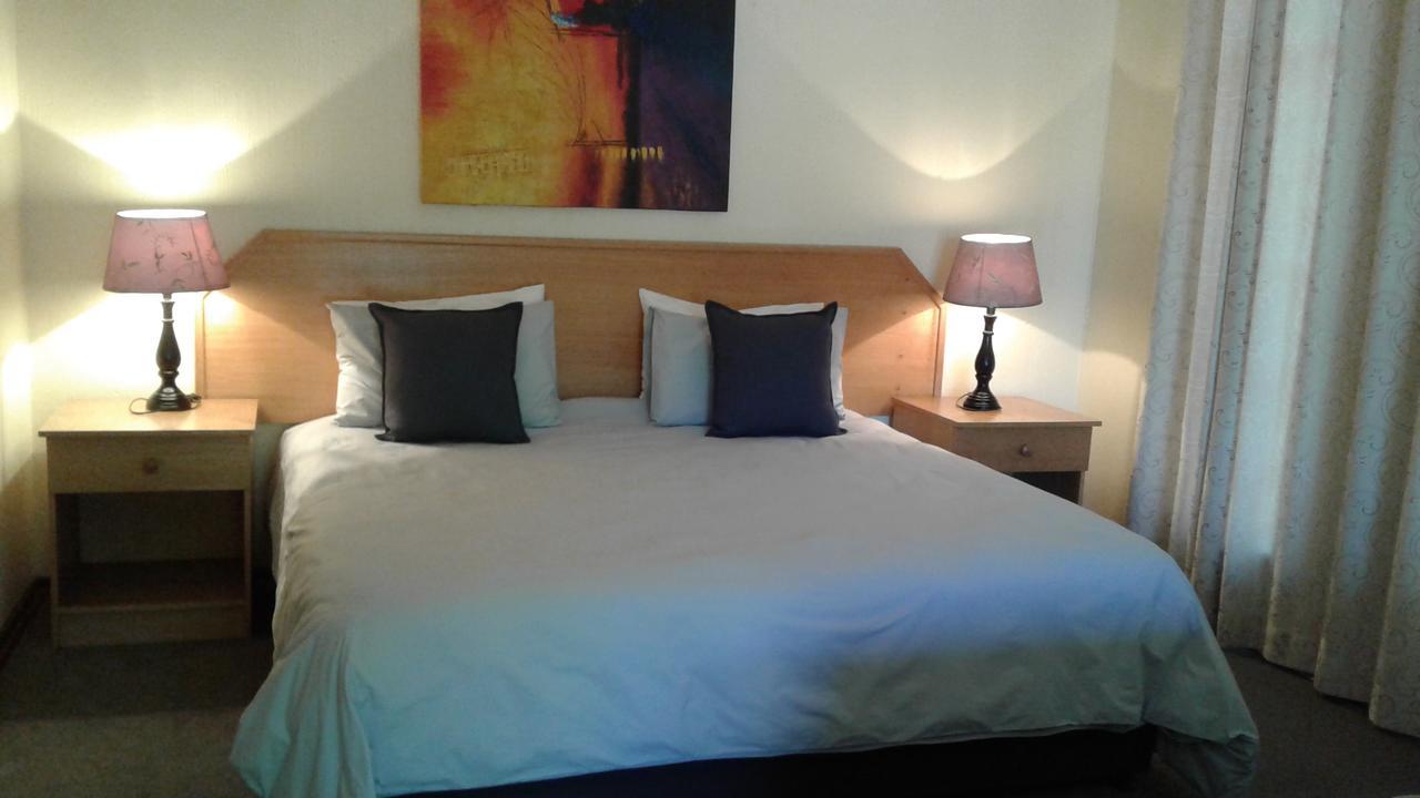 The Bedford View Guest House Germiston Exterior photo