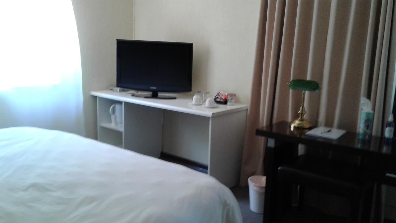 The Bedford View Guest House Germiston Exterior photo