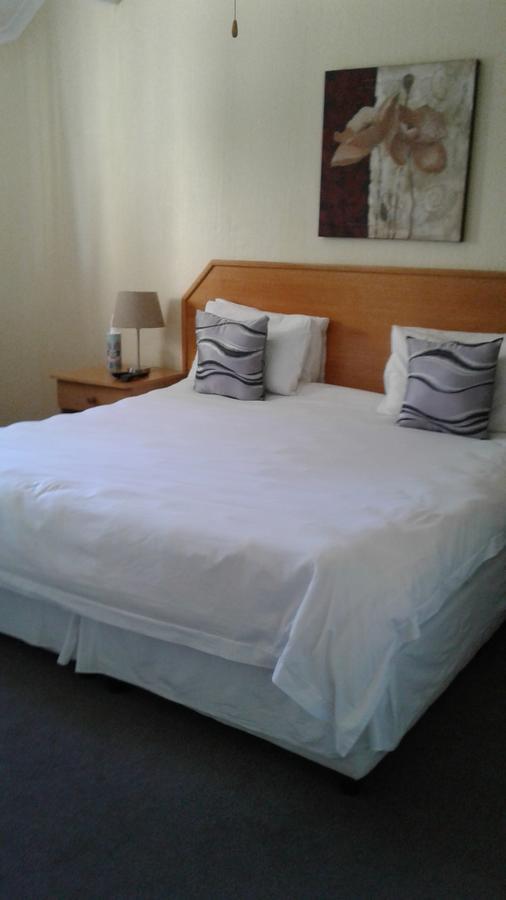 The Bedford View Guest House Germiston Exterior photo