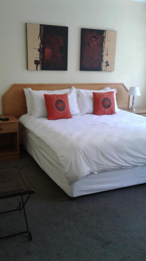 The Bedford View Guest House Germiston Exterior photo